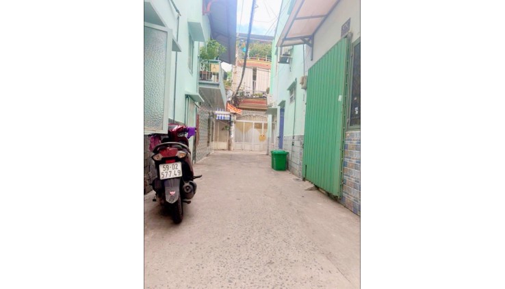 Cho thuê nhà mặt tiền Khuông Việt 50m2, 2Lầu- 16Triệu - gần ĐẦM SEN